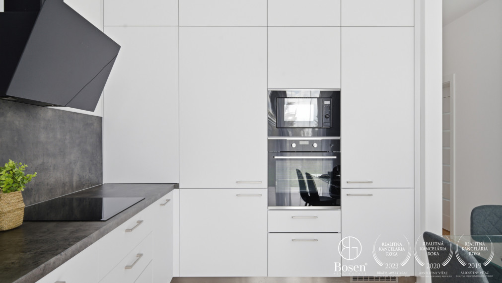 BOSEN | 4 izbový byt s predzáhradkou, Bratislava, Staré Mesto, 150m2
