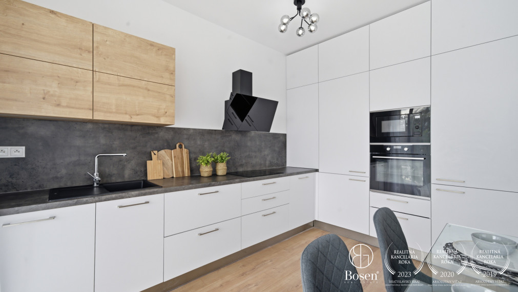 BOSEN | 4 izbový byt s predzáhradkou, Bratislava, Staré Mesto, 150m2