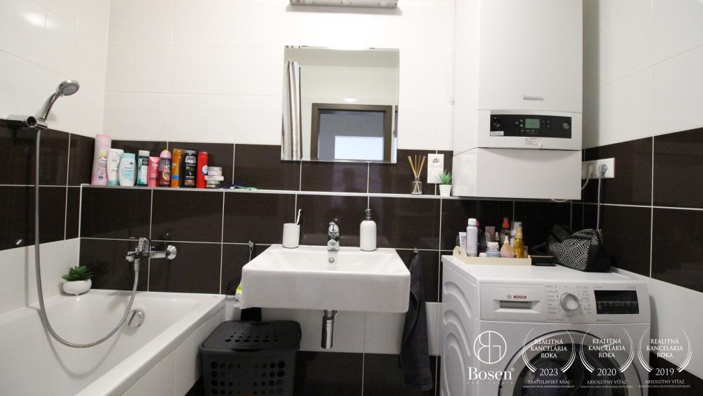 BOSEN | Na prenájom 2i byt s parkovaním Malacky Pribinova
