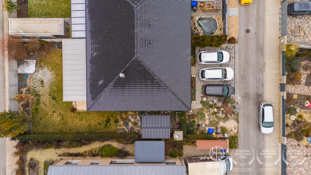 BOSEN |Útulný RD s krbom v obci Miloslavov – Alžbetin Dvor