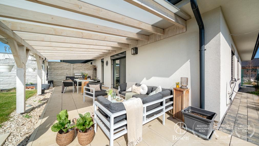 BOSEN |Útulný RD s krbom v obci Miloslavov – Alžbetin Dvor