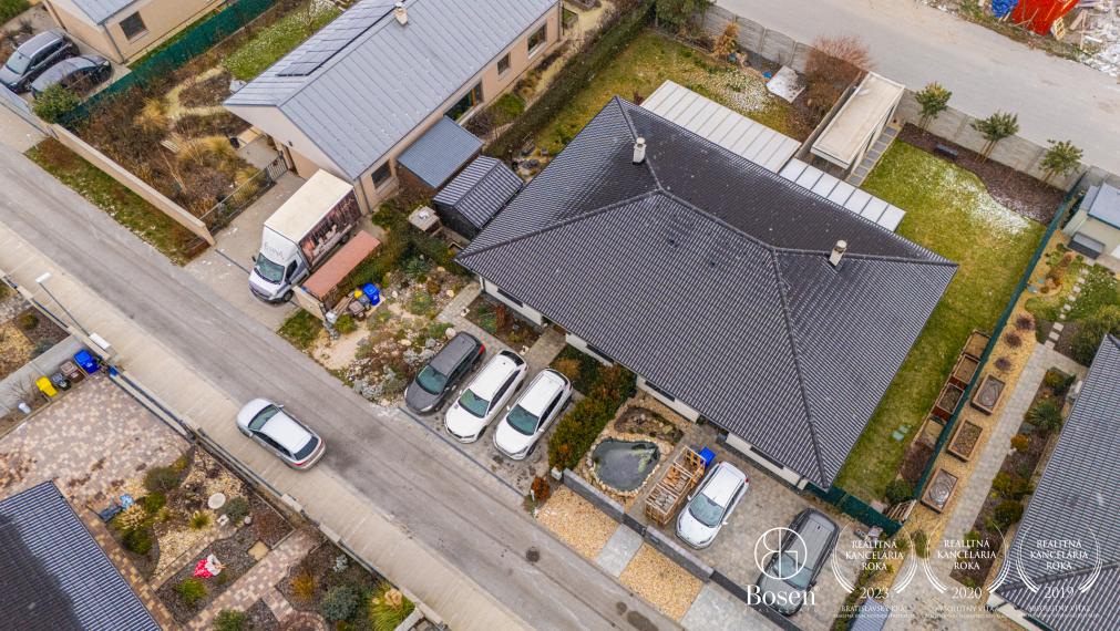 BOSEN |Útulný RD s krbom v obci Miloslavov – Alžbetin Dvor