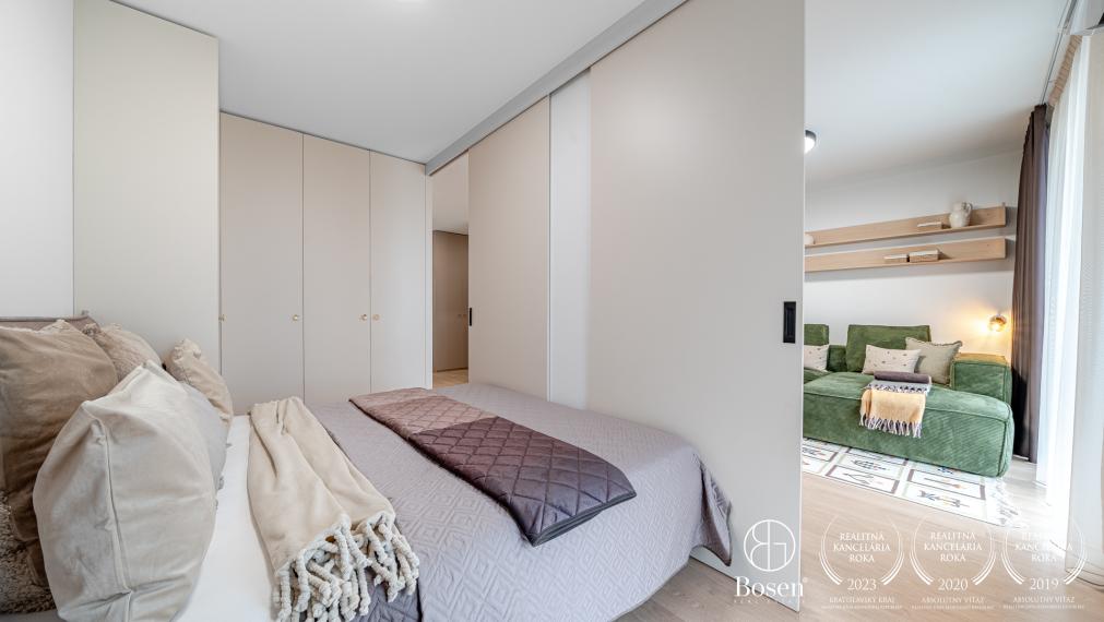 BOSEN | Dizajnový 1,5-izbový byt so spacím kútom v novostavbe Corvus Atrium