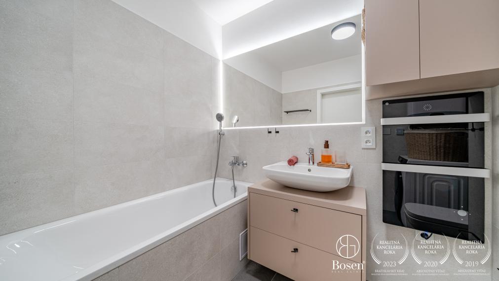 BOSEN | Dizajnový 1,5-izbový byt so spacím kútom v novostavbe Corvus Atrium