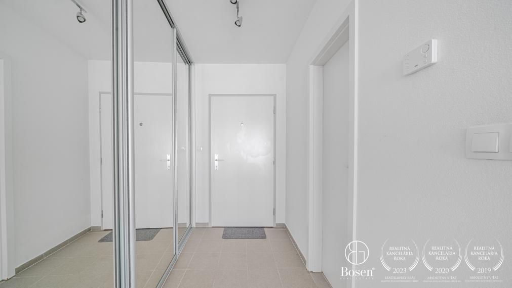 BOSEN | 1-izbový byt s balkónom v novostavbe Starý Háj, BA – Petržalka, ul. Lužná, 32,71m2