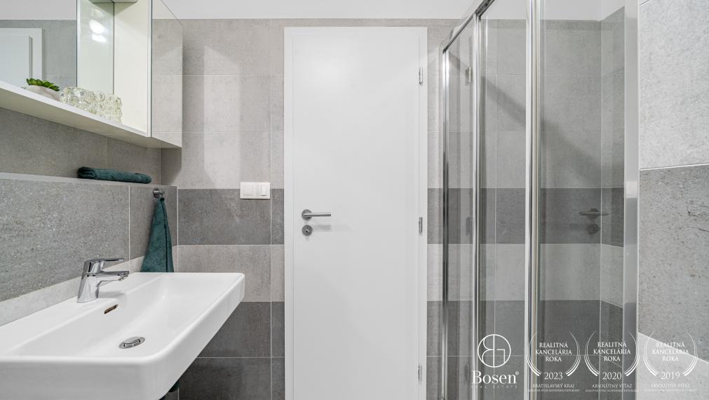 BOSEN | 1-izbový byt s balkónom v novostavbe Starý Háj, BA – Petržalka, ul. Lužná, 32,71m2