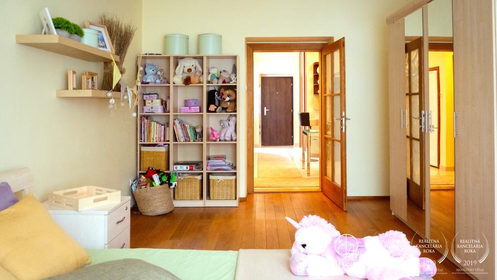 BOSEN | Štýlový 4i byt s krbom, centrum, 152 m2