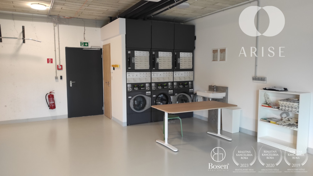 ARISE | Priestranný 2i. byt 70 m² s garážou.