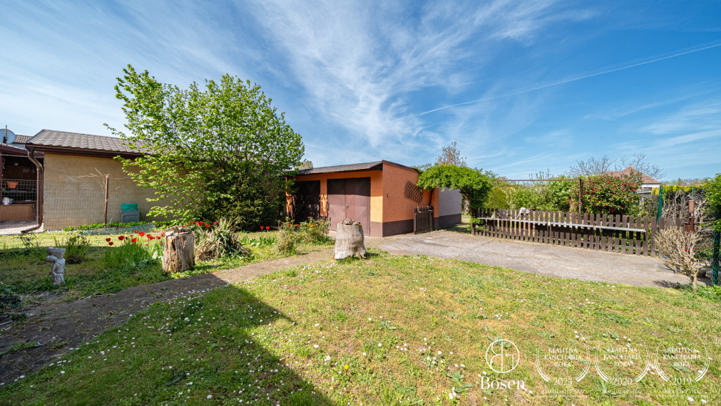 BOSEN | 4 izbový rodinný dom s pozemkom 869 m², Senica