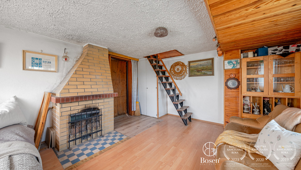BOSEN | Rekreačná chata s pozemkom 470 m², Senica - Kunov