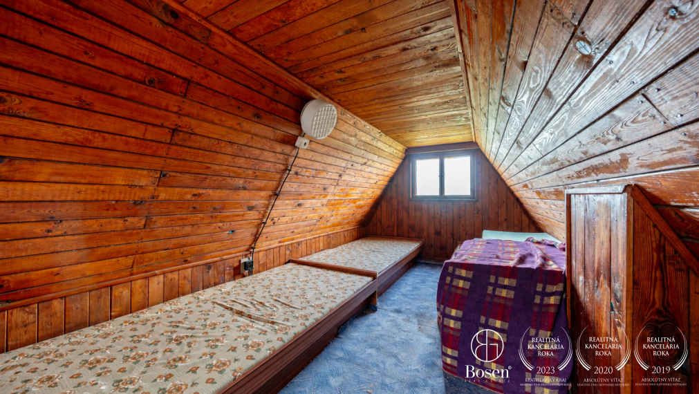 BOSEN | Rekreačná chata s pozemkom 470 m², Senica - Kunov