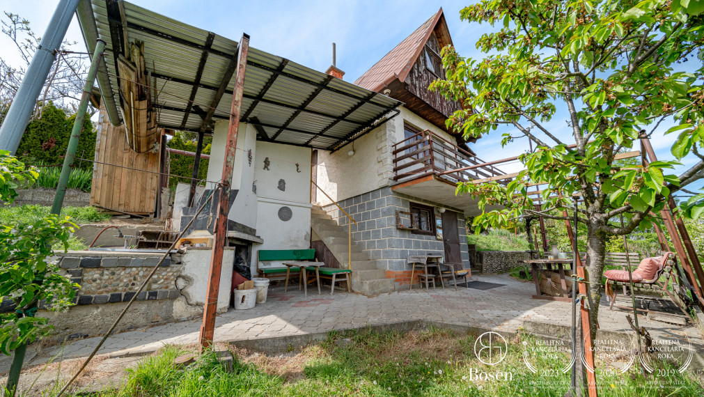 BOSEN | Rekreačná chata s pozemkom 470 m², Senica - Kunov