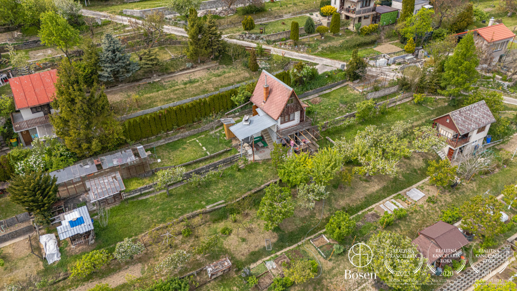 BOSEN | Rekreačná chata s pozemkom 470 m², Senica - Kunov