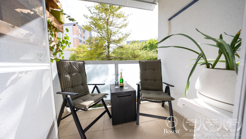 BOSEN | REZERVOVANÉ | Zrekonštruovaný 3-izb byt s loggiou, 82 m², Petzwalova