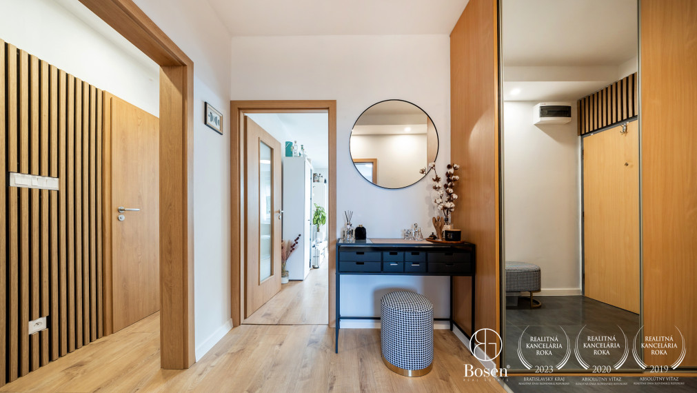 BOSEN | REZERVOVANÉ | Zrekonštruovaný 3-izb byt s loggiou, 82 m², Petzwalova