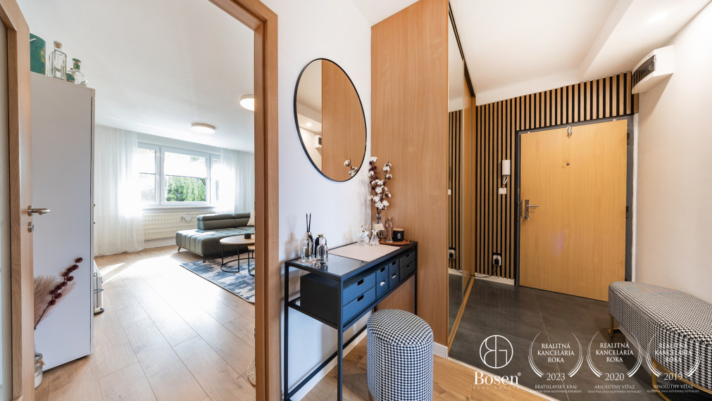BOSEN | REZERVOVANÉ | Zrekonštruovaný 3-izb byt s loggiou, 82 m², Petzwalova