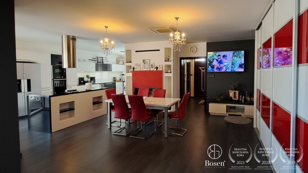BOSEN |Moderný 4 izbový bungalov s dvojgarážou