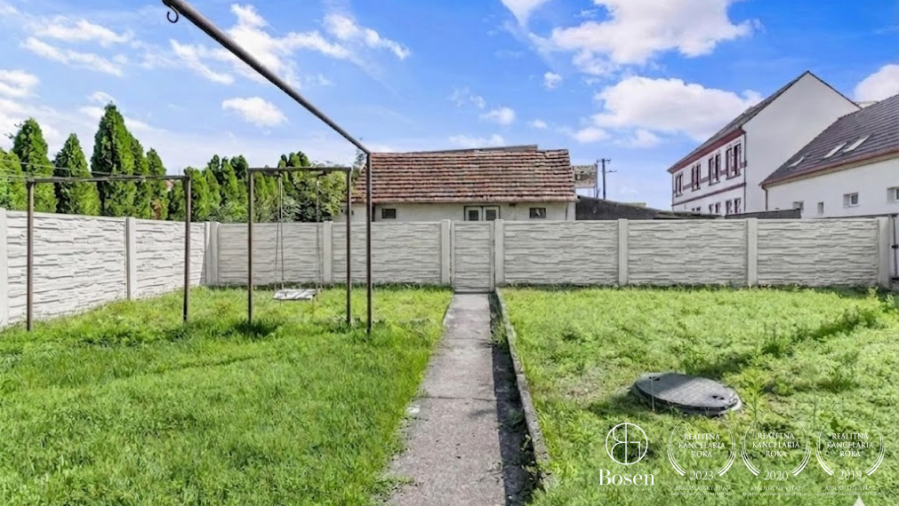 BOSEN | 4 izbový rodinný dom bez investícií, pozemok 623m2