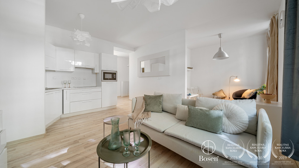BOSEN | Zariadený 2,5 izbový byt v Starom meste -Jelenia ulica, 54m²