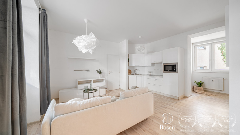 BOSEN | Zariadený 2,5 izbový byt v Starom meste -Jelenia ulica, 54m²
