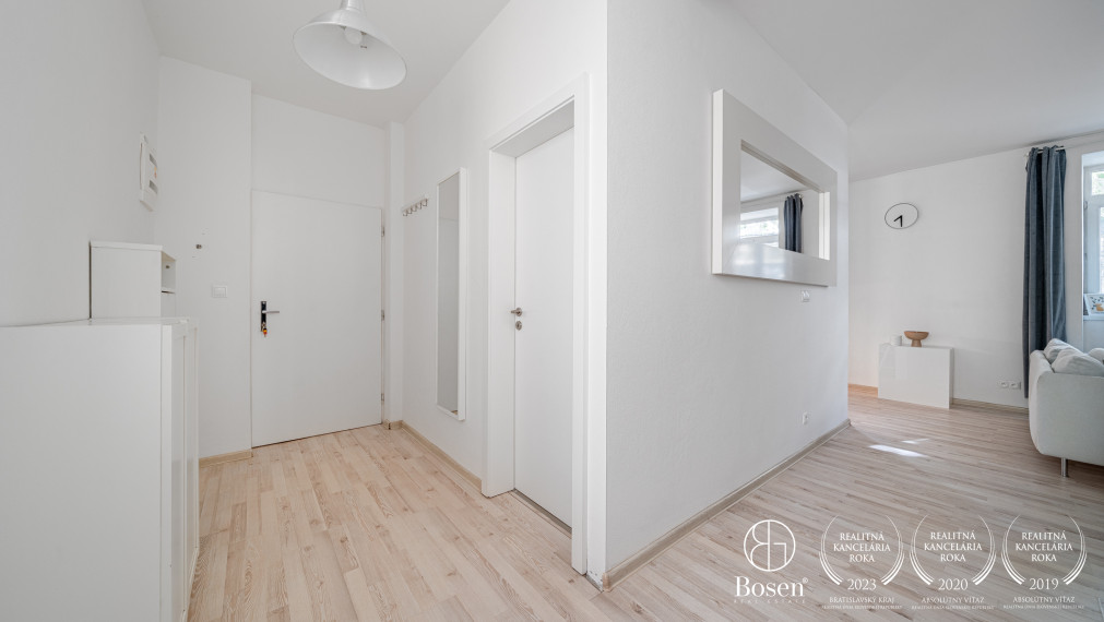 BOSEN | Zariadený 2,5 izbový byt v Starom meste -Jelenia ulica, 54m²