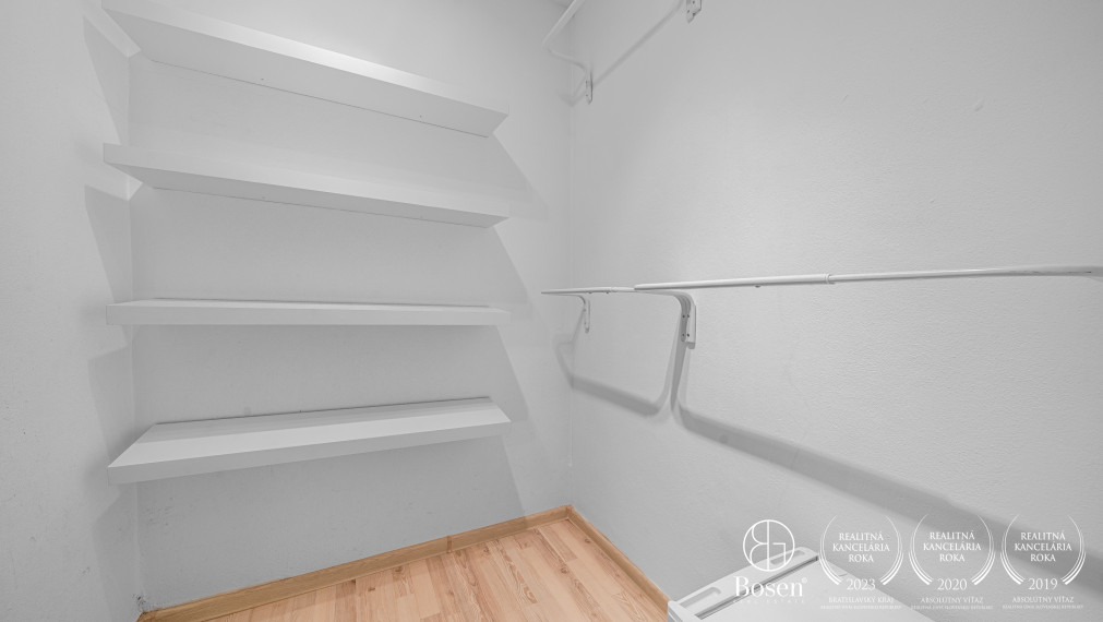 BOSEN | Zariadený 2,5 izbový byt v Starom meste -Jelenia ulica, 54m²