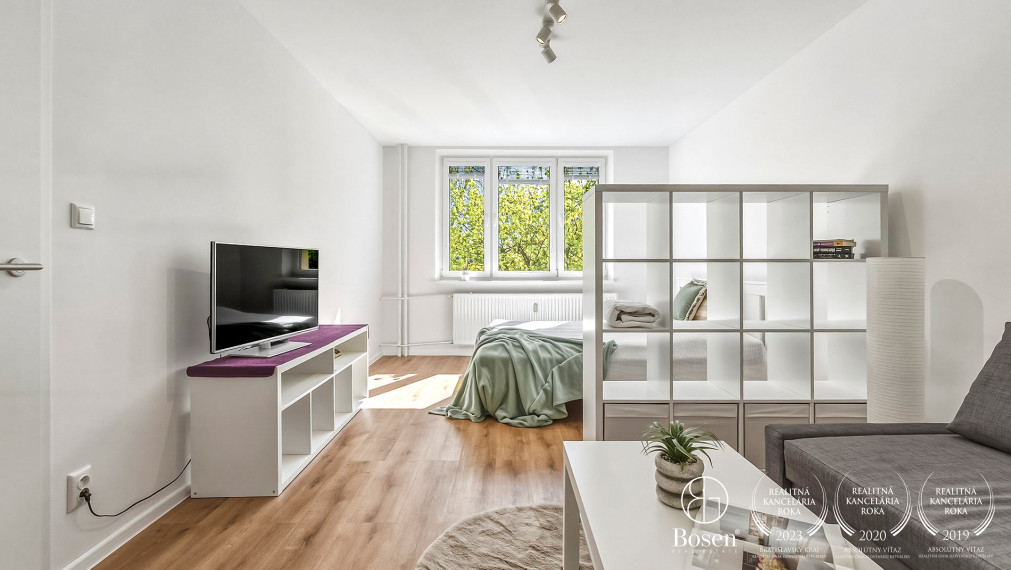 BOSEN | Prenájom 1. Izbového moderného bytu, Starý Juh