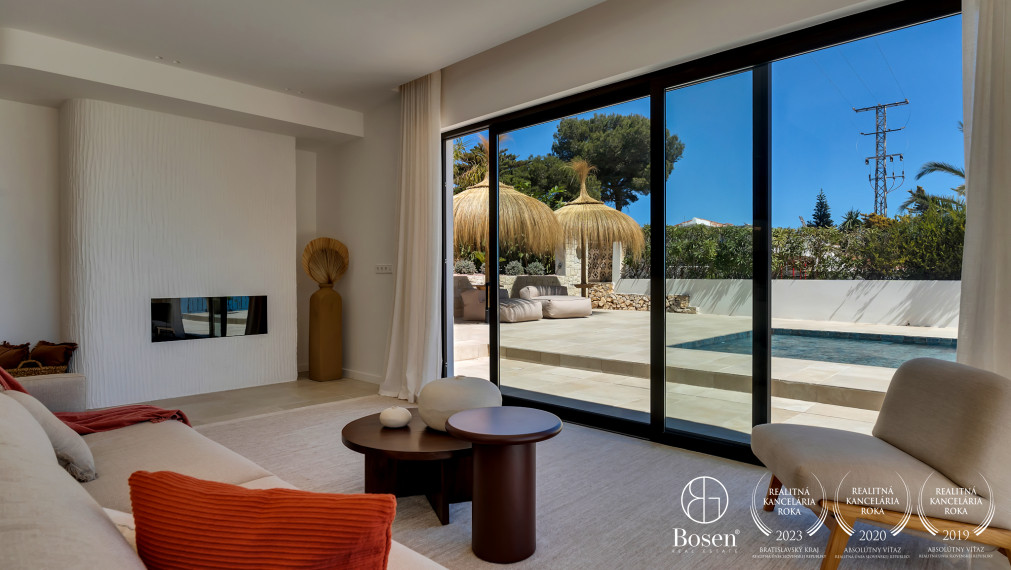 LOYALTERS | Luxusná VILLA AMANECER pri mori - Španielsko
