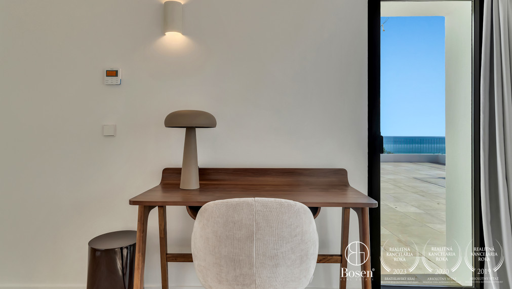 LOYALTERS | Luxusná VILLA AMANECER pri mori - Španielsko