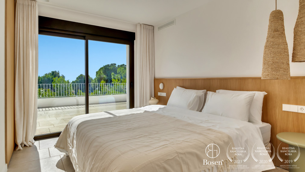 LOYALTERS | Luxusná VILLA AMANECER pri mori - Španielsko