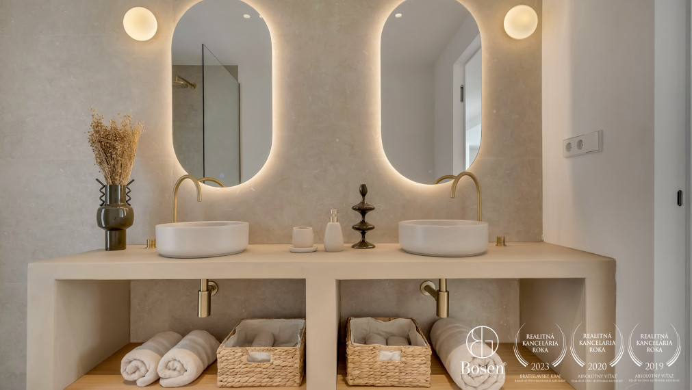 LOYALTERS | Luxusná VILLA AMANECER pri mori - Španielsko