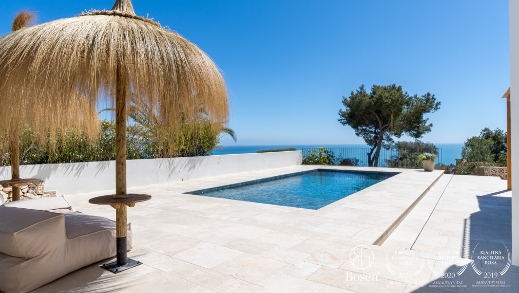 LOYALTERS | Luxusná VILLA AMANECER pri mori - Španielsko