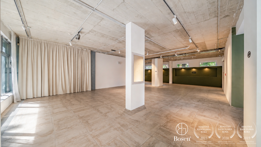 BOSEN | Obchodný priestor s výkladom na Tomášikovej ulici v Ružinove, 175 m²