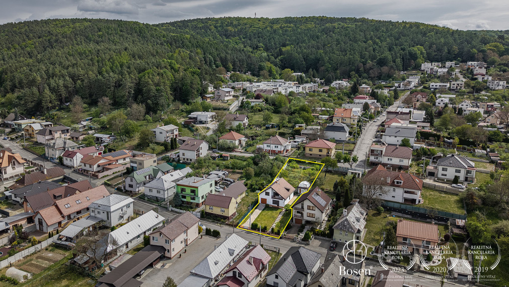 BOSEN | 5-room family house with a private garden and peaceful atmosphere near the forest, Kudlovská str., Humenné, 186 m2