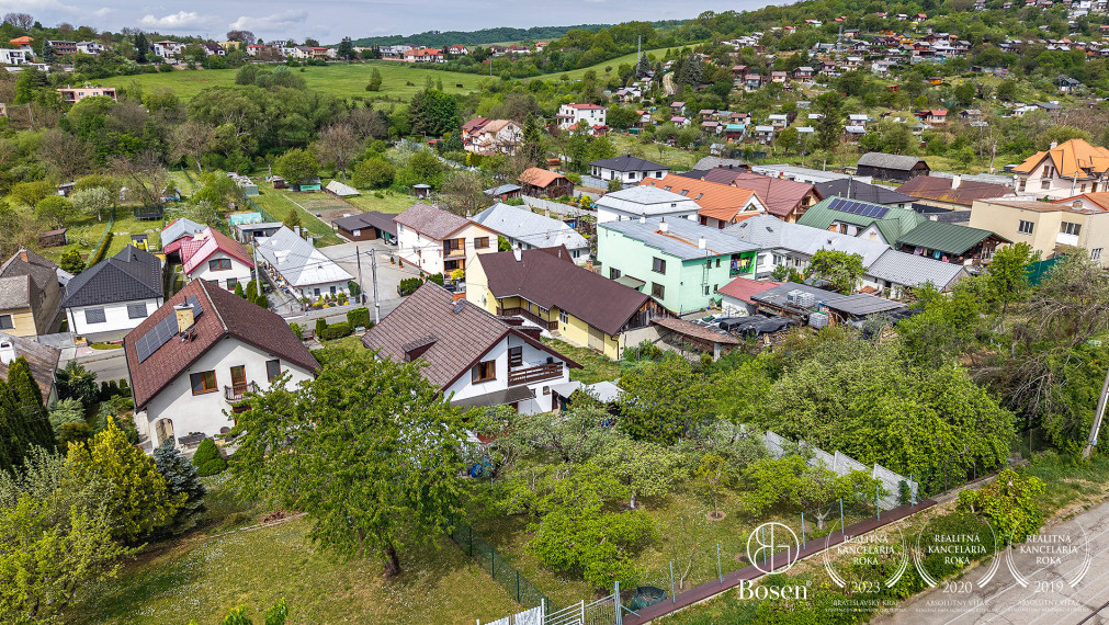 BOSEN | 5-room family house with a private garden and peaceful atmosphere near the forest, Kudlovská str., Humenné, 186 m2