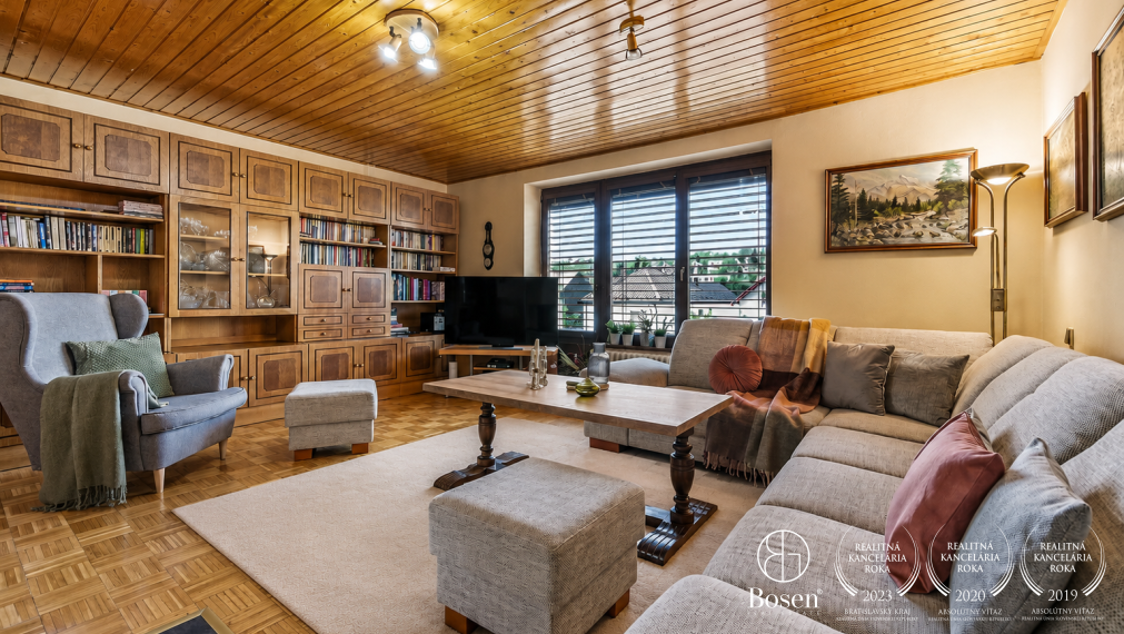 BOSEN | 5-room family house with a private garden and peaceful atmosphere near the forest, Kudlovská str., Humenné, 186 m2