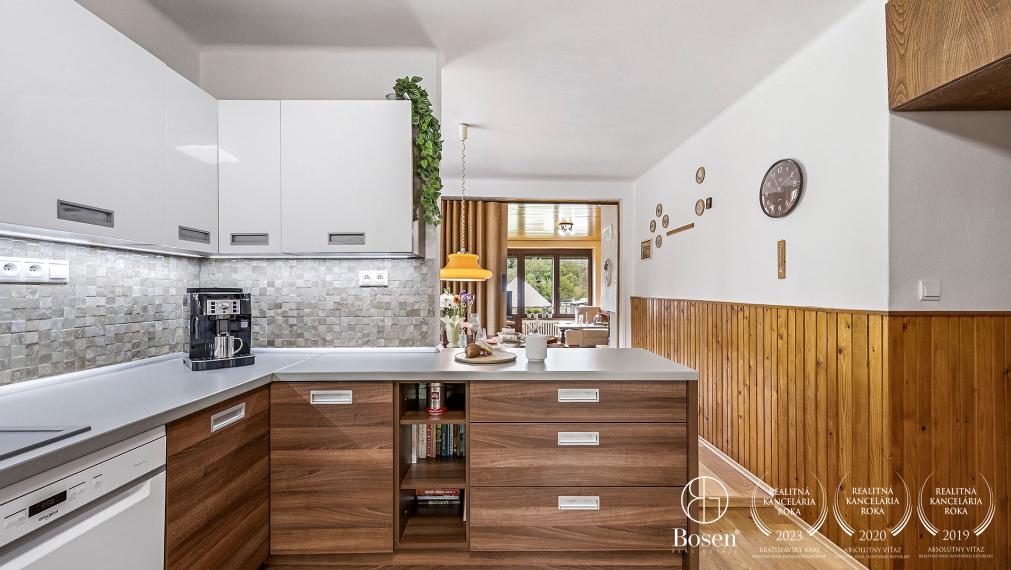 BOSEN | 5-room family house with a private garden and peaceful atmosphere near the forest, Kudlovská str., Humenné, 186 m2