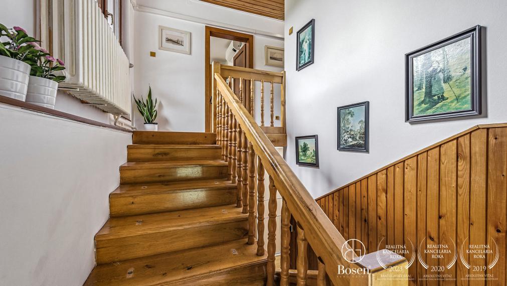 BOSEN | 5-room family house with a private garden and peaceful atmosphere near the forest, Kudlovská str., Humenné, 186 m2