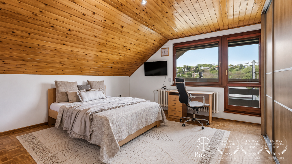 BOSEN | 5-room family house with a private garden and peaceful atmosphere near the forest, Kudlovská str., Humenné, 186 m2
