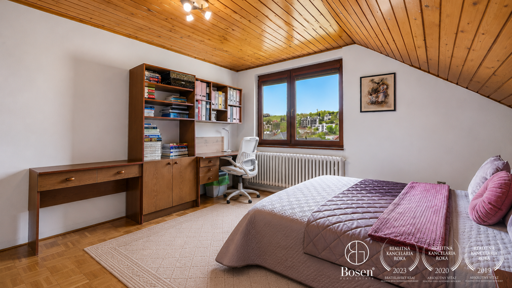 BOSEN | 5-room family house with a private garden and peaceful atmosphere near the forest, Kudlovská str., Humenné, 186 m2