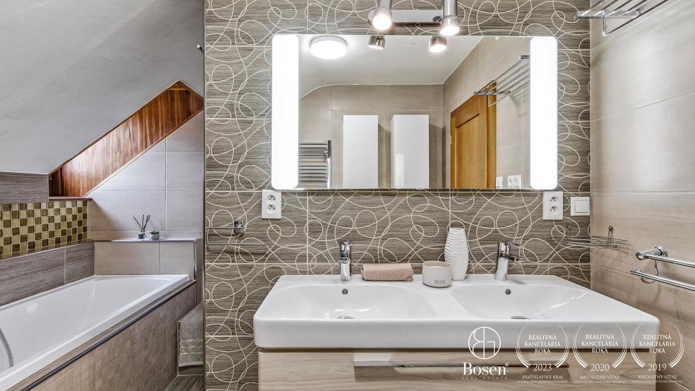 BOSEN | 5-room family house with a private garden and peaceful atmosphere near the forest, Kudlovská str., Humenné, 186 m2