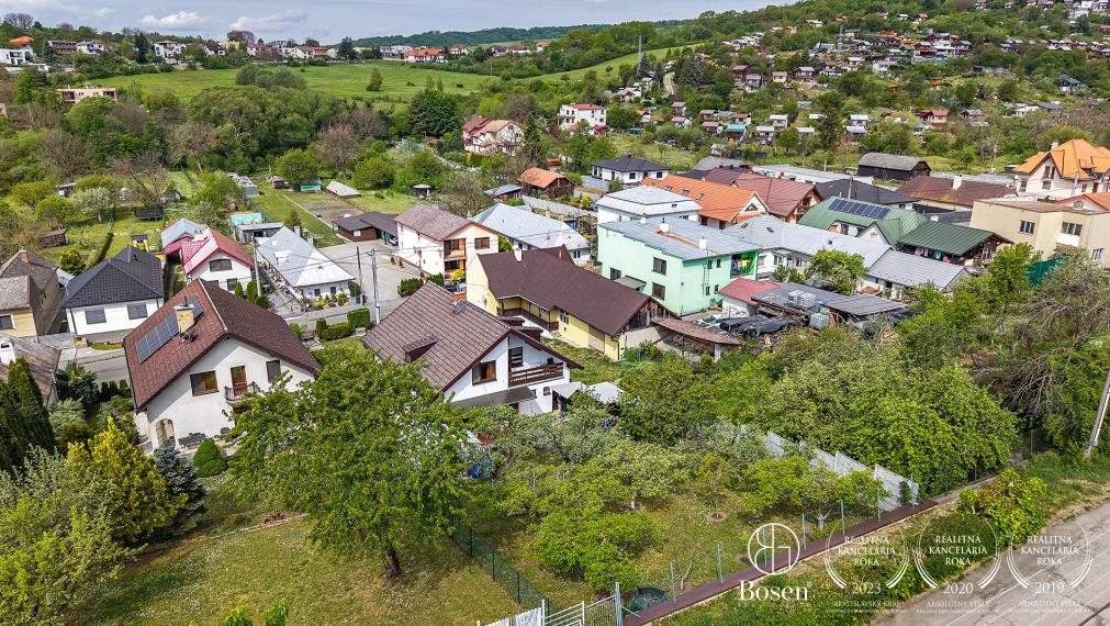 BOSEN | 5-room family house with a private garden and peaceful atmosphere near the forest, Kudlovská str., Humenné, 186 m2