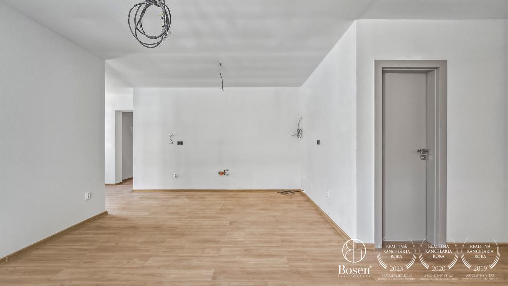 BOSEN |4 izbový byt so záhradou o rozlohe 143m2 a parkovaním