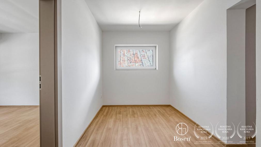 BOSEN |4 izbový byt so záhradou o rozlohe 143m2 a parkovaním