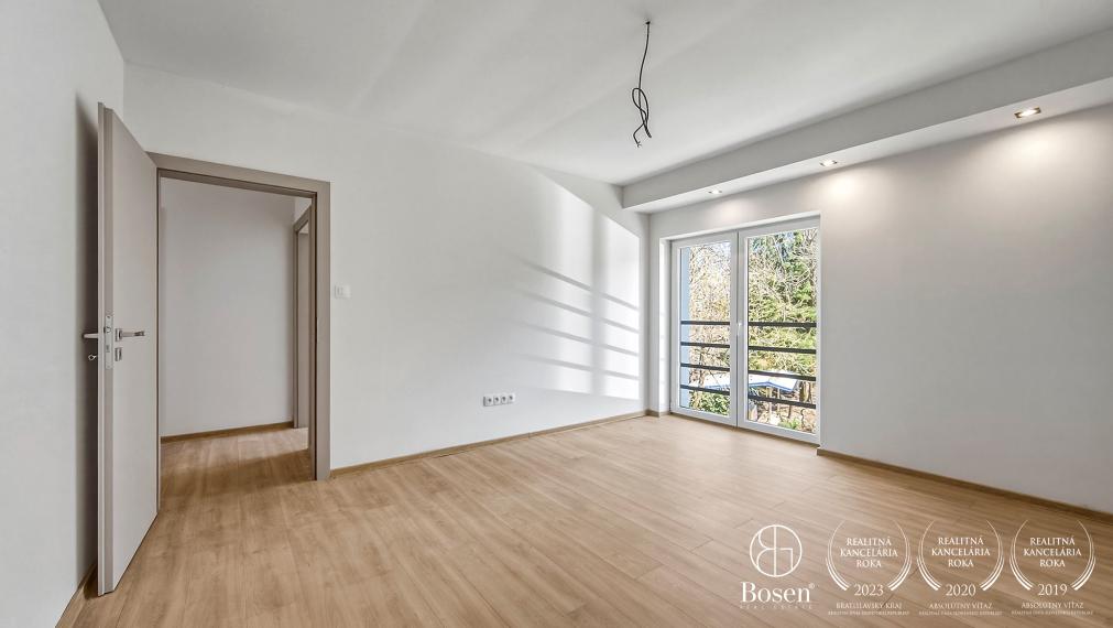 BOSEN |4 izbový byt so záhradou o rozlohe 143m2 a parkovaním