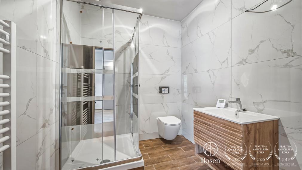 BOSEN |4 izbový byt so záhradou o rozlohe 143m2 a parkovaním