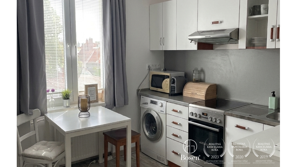 BOSEN | Príjemný 1-izbový byt s balkónom pri Vive
