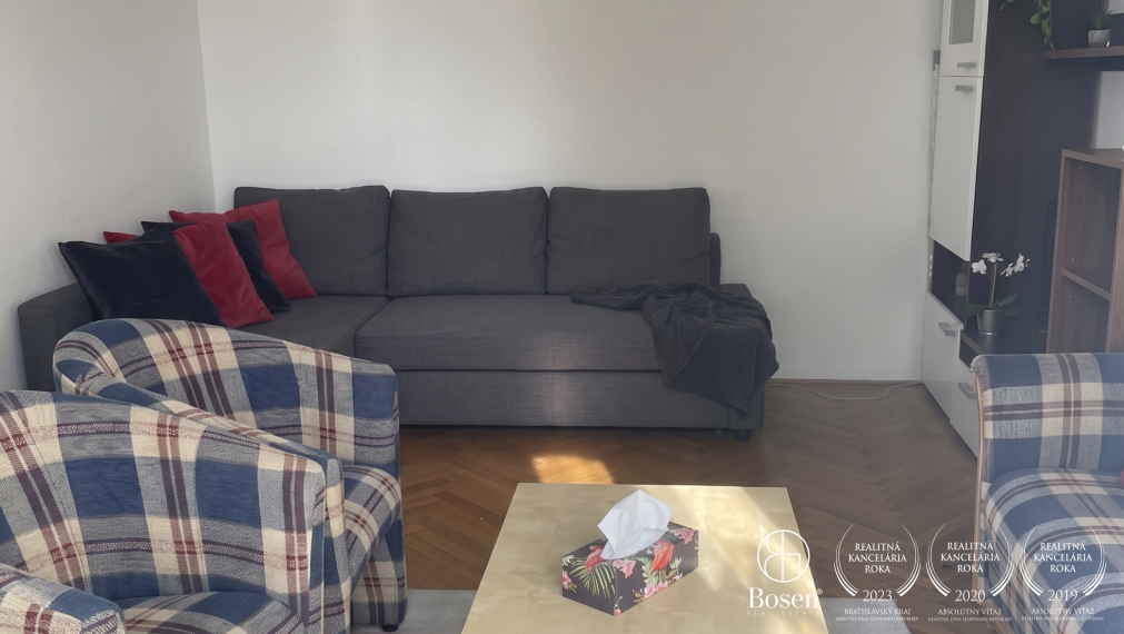 BOSEN | Príjemný 1-izbový byt s balkónom pri Vive