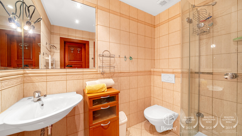 BOSEN | Súkromné rodinné sídlo v Stupave, 7500 m2