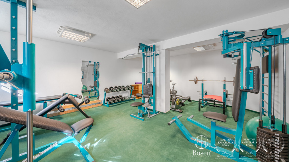 BOSEN | Súkromné rodinné sídlo v Stupave, 7500 m2
